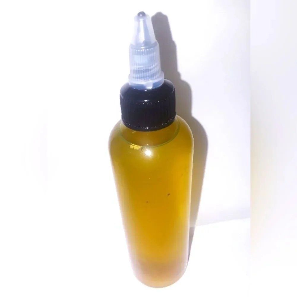 HAND CRAFTED Herbal hair and beard growth oil